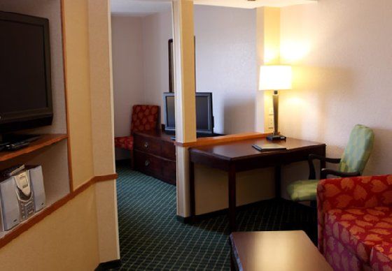 Fairfield Inn & Suites By Marriott Chicago Нэпервилл Номер фото